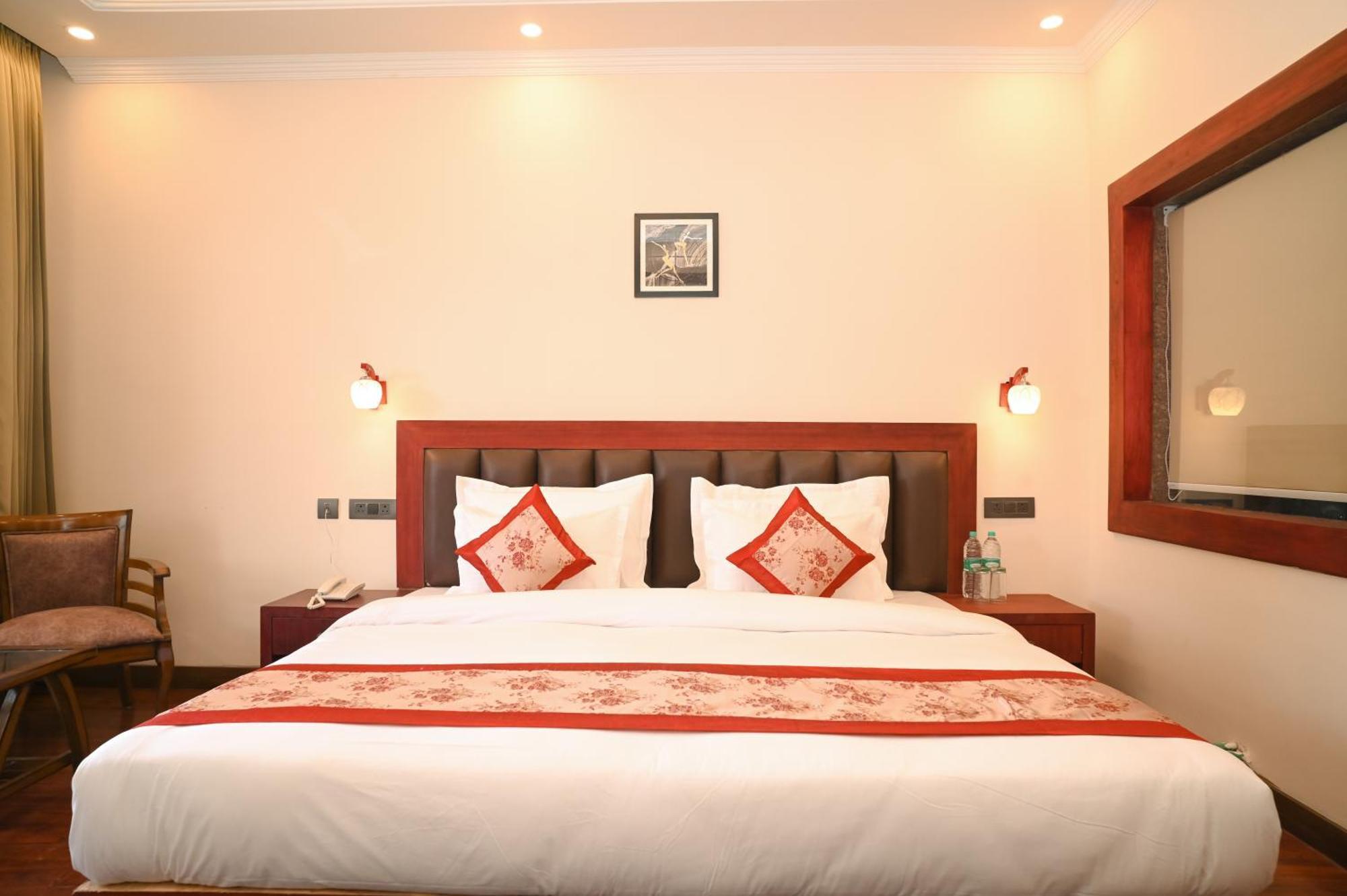 Hotel Ladakh Hills Лех Экстерьер фото
