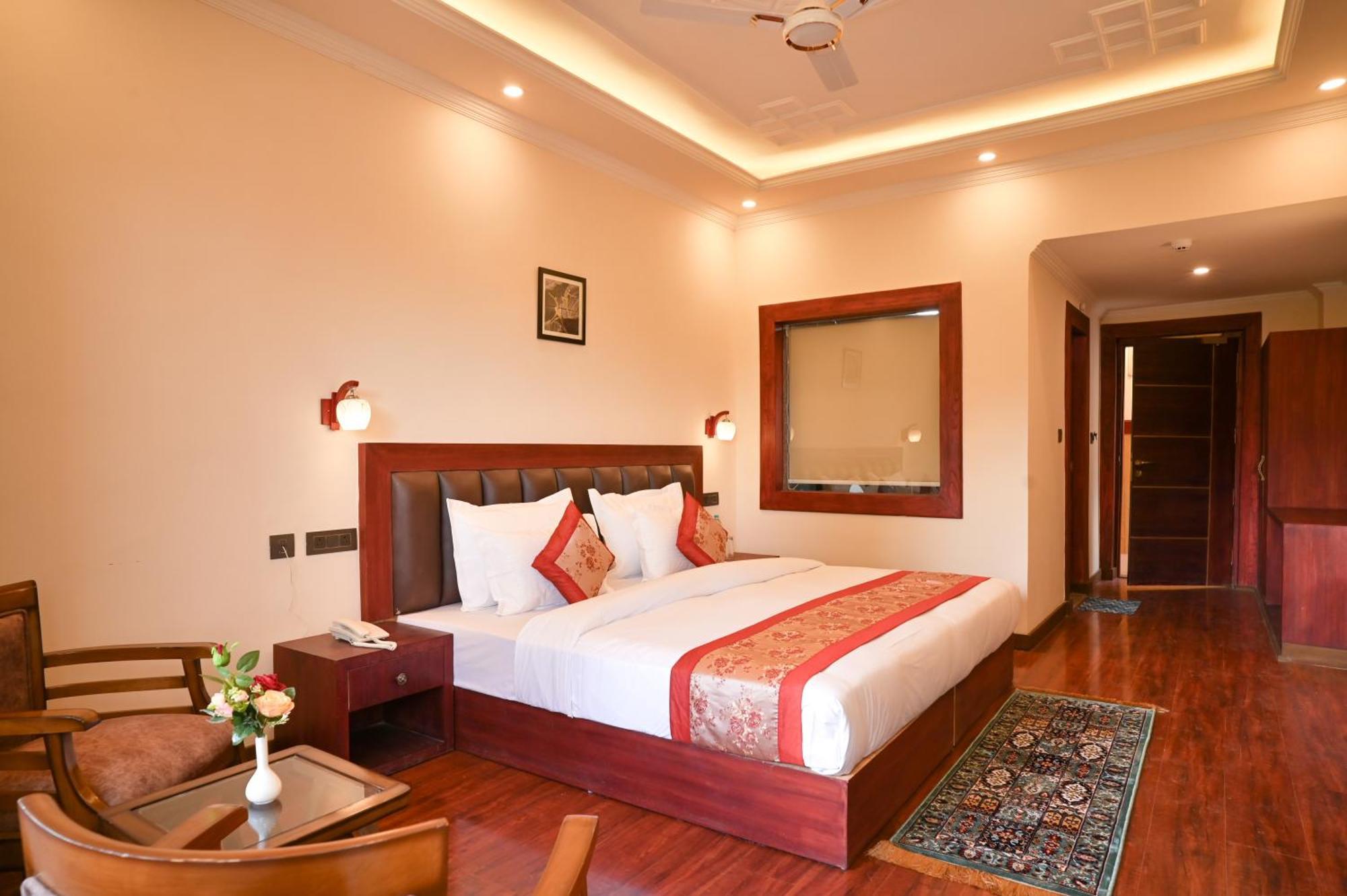 Hotel Ladakh Hills Лех Экстерьер фото